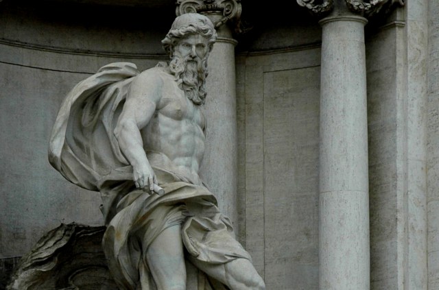DETALLE DE LA FONTANA DI TREVI