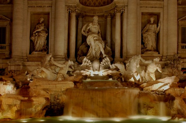 FONTANA DI TREVI